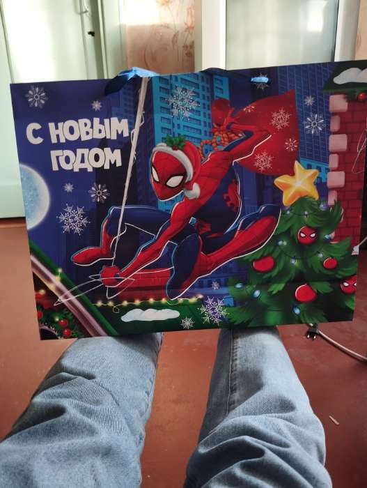 Фотография покупателя товара Новый год. Пакет подарочный, 31х40х11 см, упаковка, Человек-паук - Фото 1