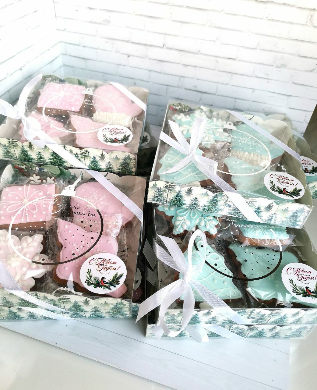 Фотография покупателя товара Коробка для кондитерских изделий с PVC крышкой «Зима», 15×15×3 см - Фото 1