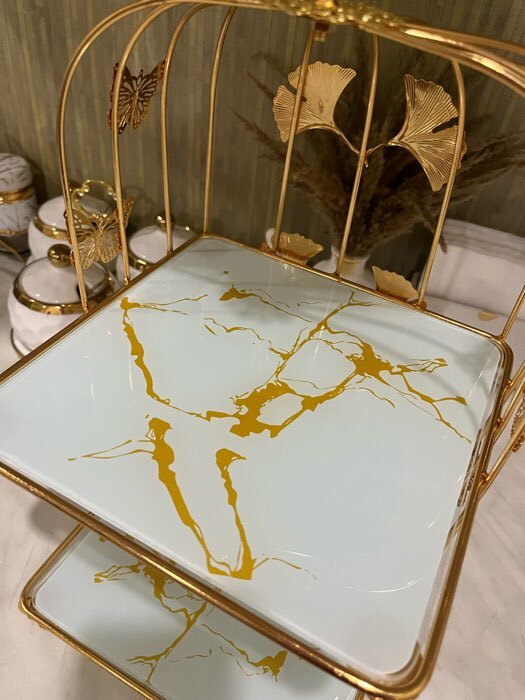 Фотография покупателя товара Подставка под десерты 2-х ярусная «Мрамор», 21×21×43 см, цвет металла золотой - Фото 4