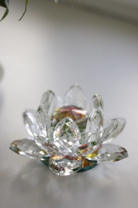 Фотография покупателя товара Сувенир стекло "Лотос кристалл трехъярусный голография" d=11 см - Фото 1