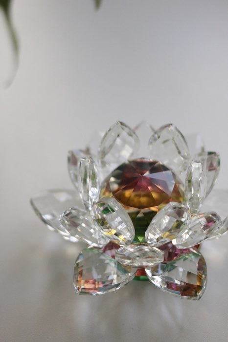 Фотография покупателя товара Сувенир стекло "Лотос кристалл трехъярусный голография" d=11 см