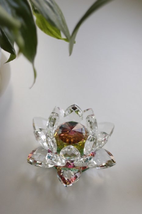 Фотография покупателя товара Сувенир стекло "Лотос кристалл трехъярусный голография" d=11 см