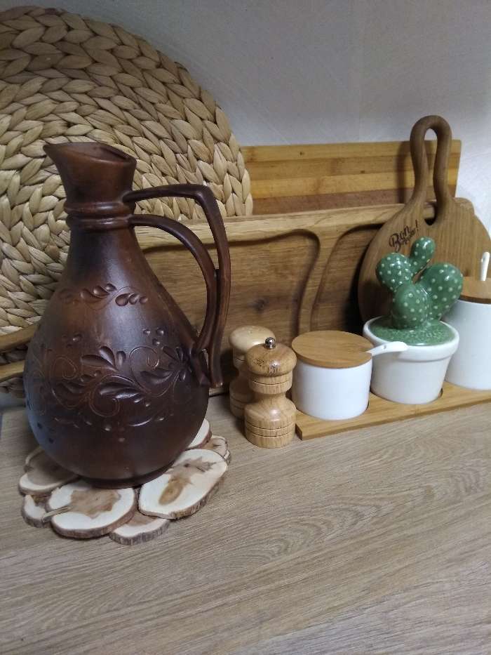 Фотография покупателя товара Кувшин под растительное масло, декор, красная глина, 0.9 л, микс