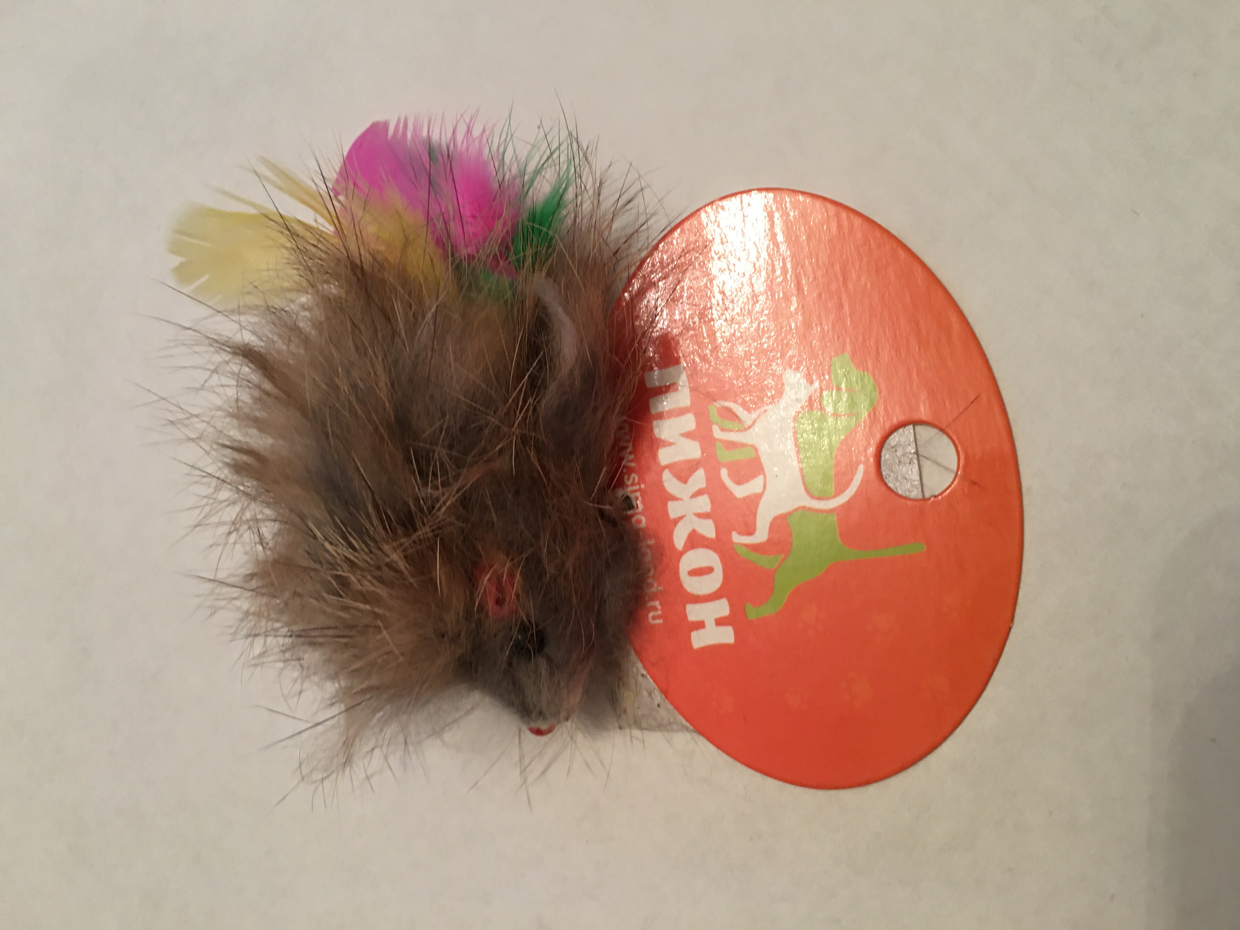 Фотография покупателя товара Мышь из натурального меха с хвостом из перьев, 6,5 см, микс цветов - Фото 3