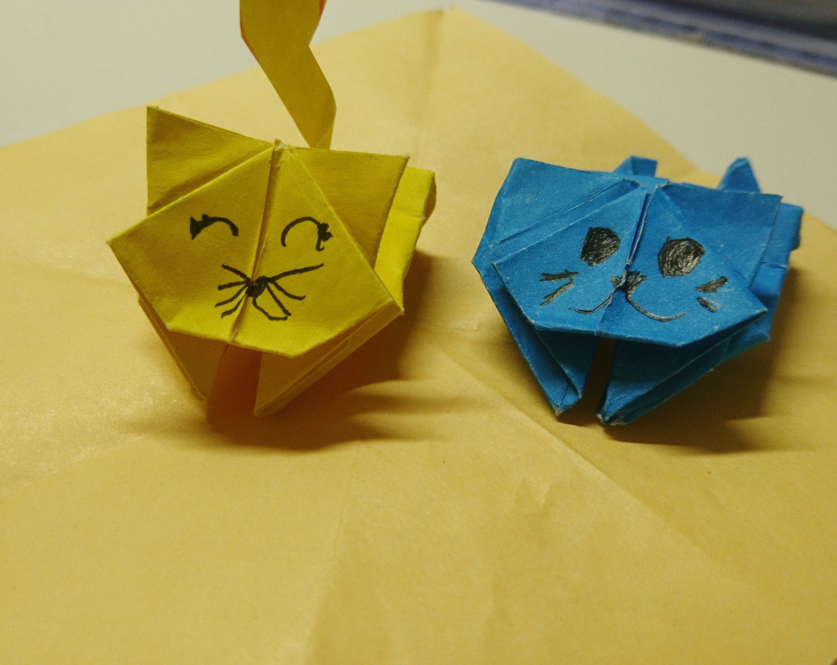 Фотография покупателя товара Бумага цветная для оригами и аппликаций 14 х 14 см, 100 листов, 10 цветов, Calligrata