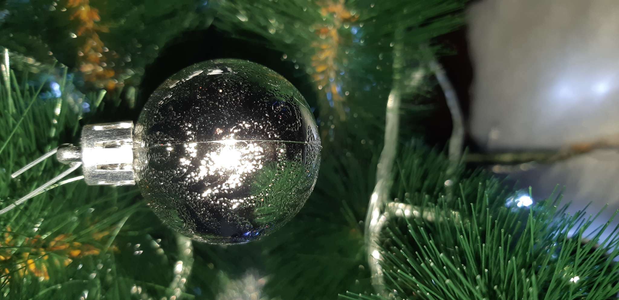 Фотография покупателя товара Набор шаров пластик d-4 см, 6 шт "Морозная зима" красный - Фото 2