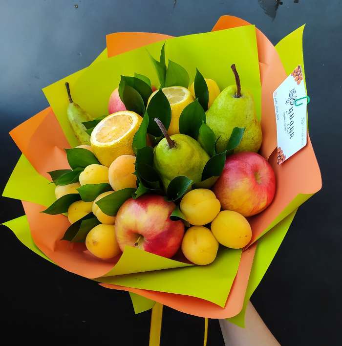 Фотография покупателя товара Пленка перламутровая, двусторонняя, зеленое яблоко-красный апельсин, 0,5 х 10 м