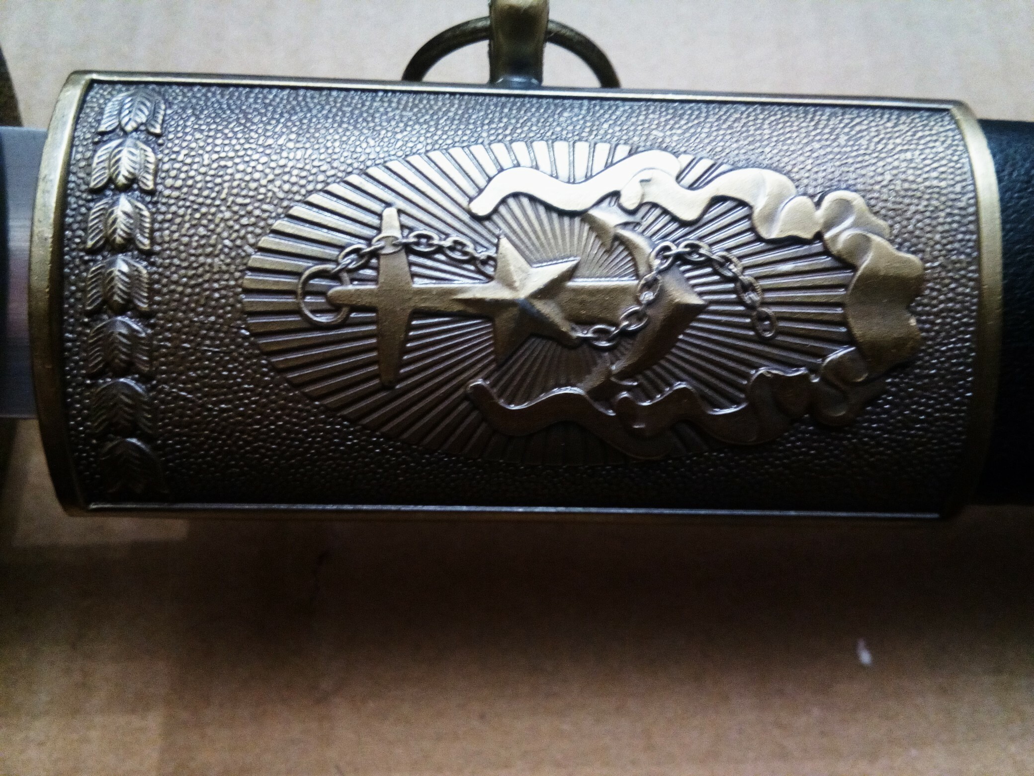 Фотография покупателя товара Сувенирная сабля, ножны черные с бронзой, клинок 77 см - Фото 3
