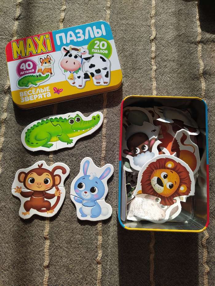 Фотография покупателя товара УЦЕНКА Макси-пазлы в металлической коробке «Весёлые зверята», 40 деталей - Фото 13