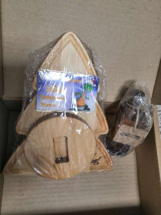 Фотография покупателя товара Подарочный набор деревянной посуды Adelica «Елочка», сервировочная доска на подставке 22×18 см, масло 100 мл, магнит, в подарочной коробке - Фото 2