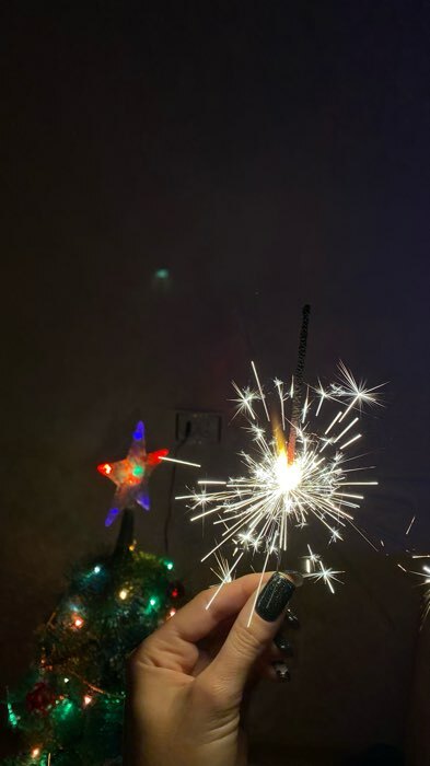 Фотография покупателя товара Бенгальские огни золотые, 5 шт., 15 см, горение 30 сек. - Фото 16