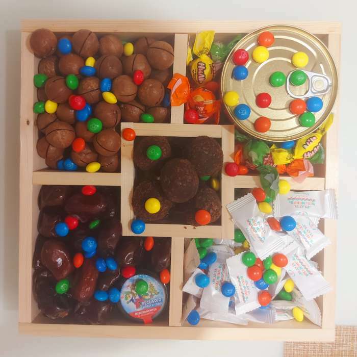 Фотография покупателя товара Кашпо для цветов, 25×25×4 см, деревянное, 5 отсеков - Фото 3