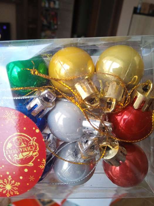 Фотография покупателя товара Ёлочные игрушки «Глянец», шары новогодние, d=2.5 см, набор 12 шт., МИКС - Фото 2