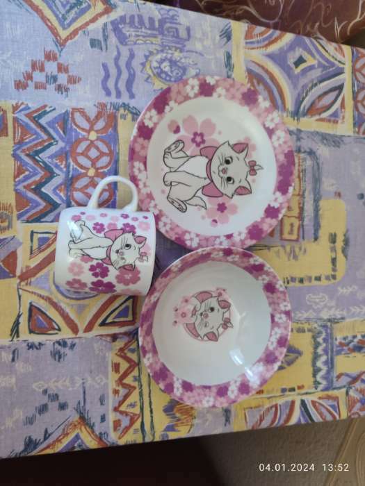 Фотография покупателя товара Набор посуды из керамики, 3 предмета: тарелка Ø 16,5 см, миска Ø 14 см, кружка 200 мл, "Кошечка Мари", Коты Аристократы