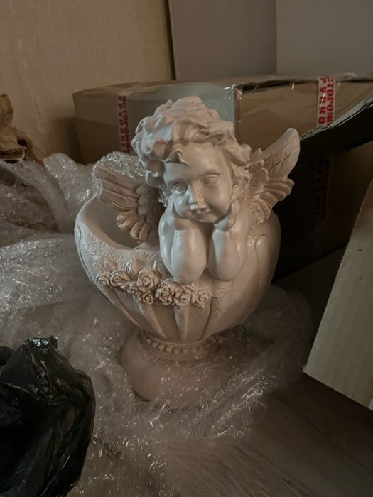 Фотография покупателя товара Фигурное кашпо "Ангел в вазе" состаренный, 1,2 л / 20х35х23см