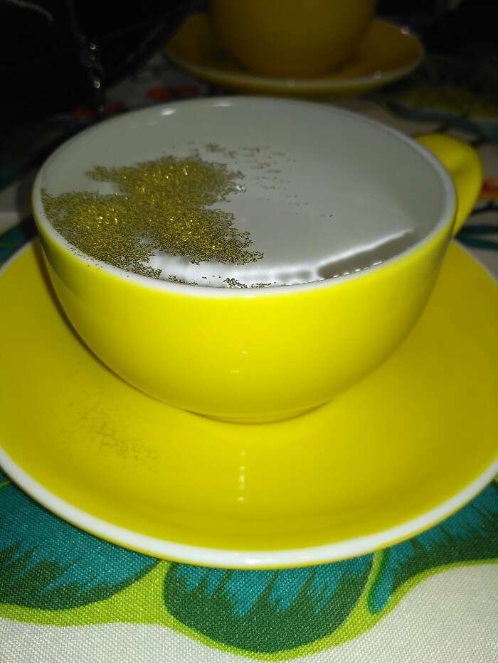 Фотография покупателя товара Чайная пара «Карамель»: чашка 250 мл, блюдце 15,5 см, цвет жёлтый - Фото 5