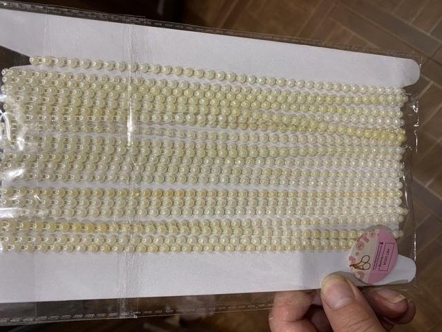 Фотография покупателя товара Жемчуг на нитях, с голографией, плоский, 4,5 мм, 9 ± 1 м, цвет белый - Фото 11