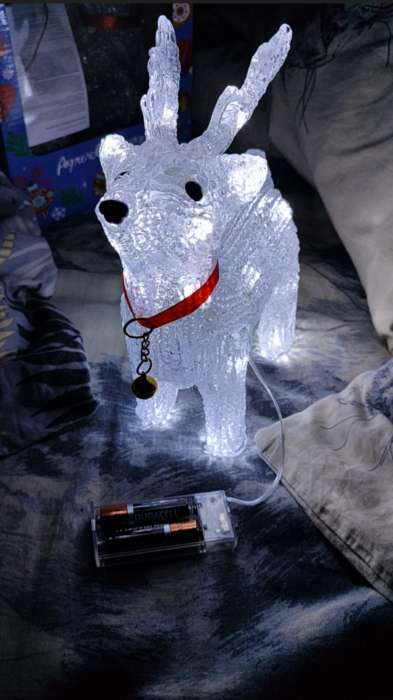 Фотография покупателя товара Светодиодная фигура «Олень с колокольчиком» 18 × 25 × 8 см, акрил, 20 LED, батарейки ААх2 (не в комплекте), свечение белое - Фото 2