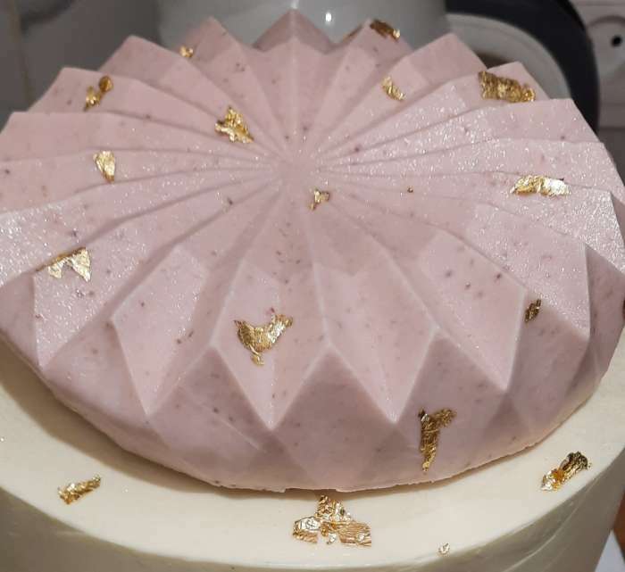 Фотография покупателя товара Форма силиконовая для муссовых десертов и выпечки Доляна «Оригами», 18,5×18,5 см, цвет белый - Фото 5