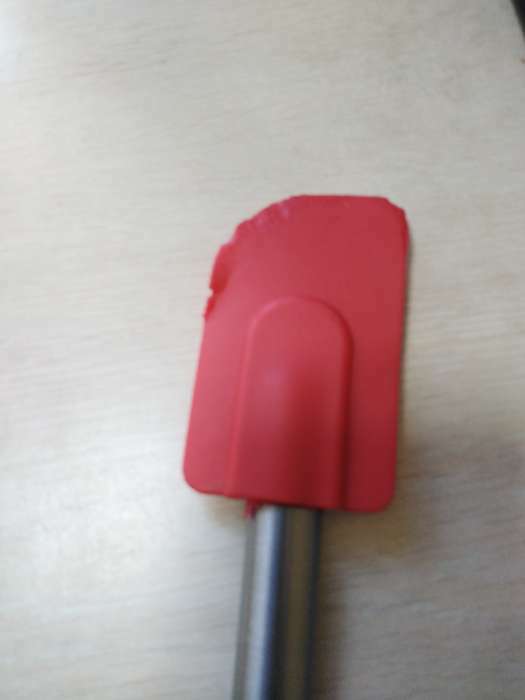 Фотография покупателя товара Лопатка кондитерская Доляна «Редмонд», 25,5 см, цвет красный