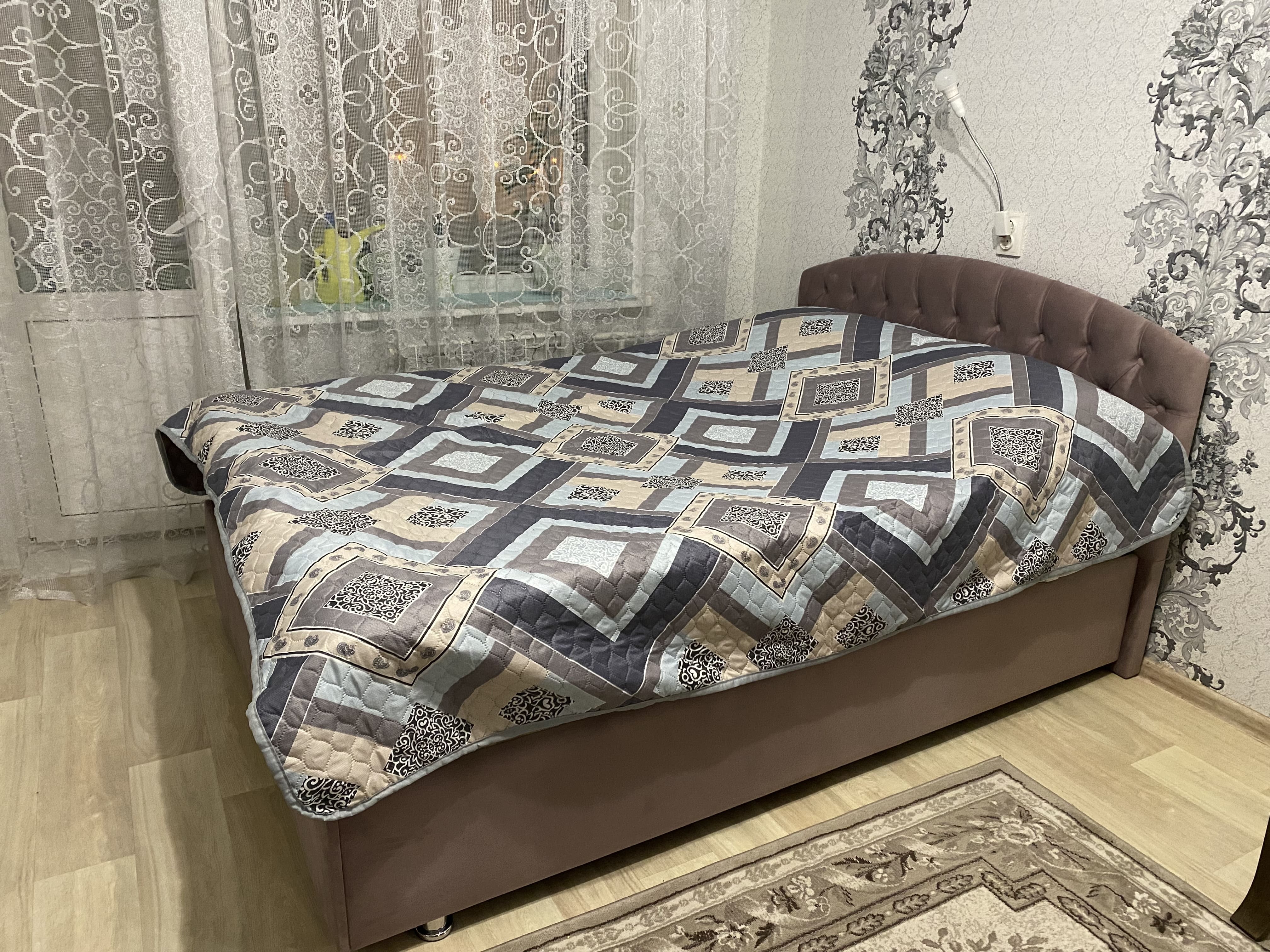 Фотография покупателя товара Кровать «Пальмира» без ПМ, 1400 × 2000 мм, встроенное основание, велюр, цвет velutto 11 - Фото 1