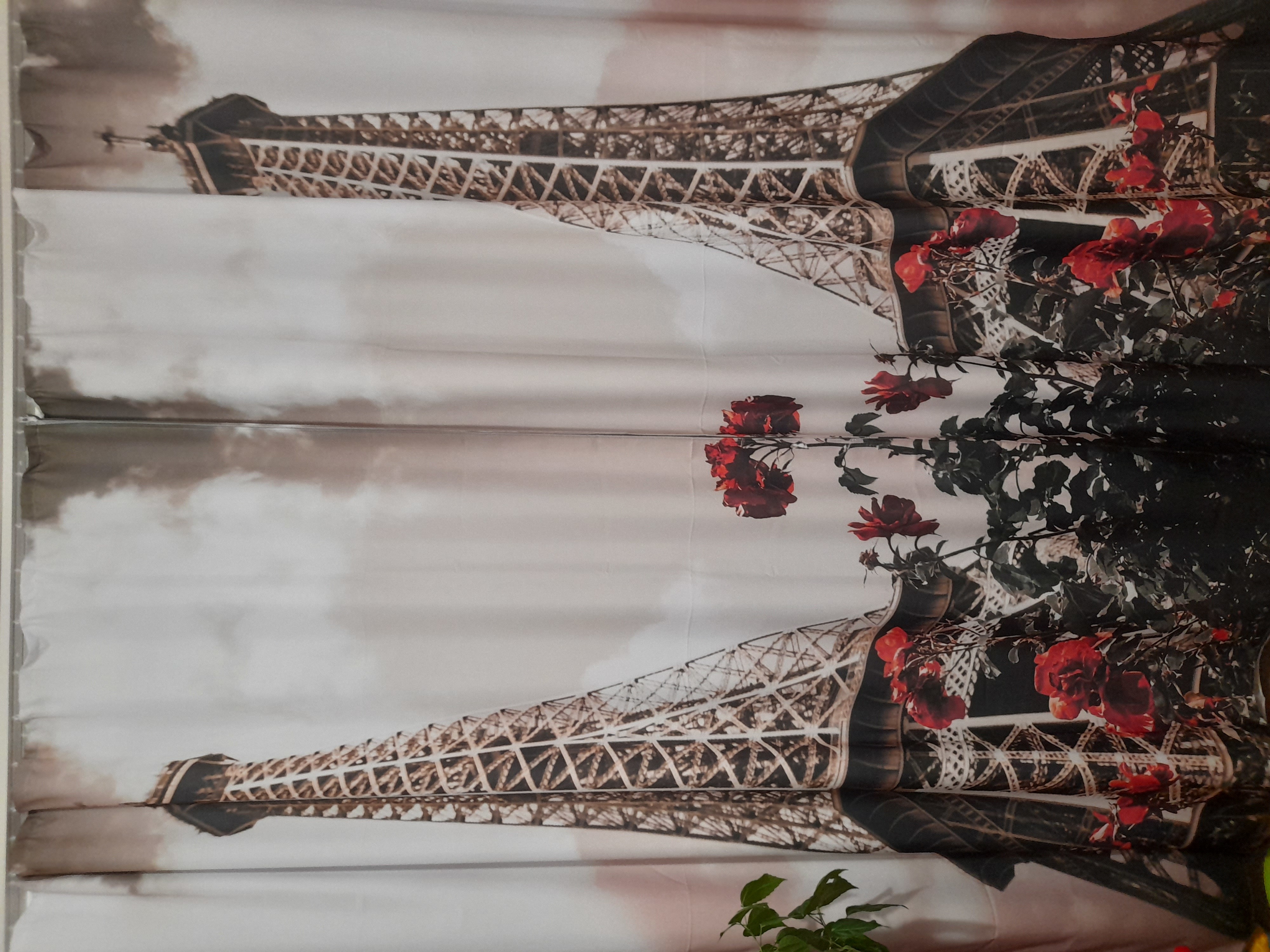 Фотография покупателя товара Комплект штор "Эйфелева башня", ширина 145 см, высота 270 см +/-5 см-2 шт., габардин 150 г/м2