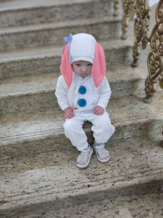 Фотография покупателя товара Карнавальный костюм для малышей «Зайчик с розовыми ушами», велюр, хлопок, рост 74-92 см, помпоны МИКС - Фото 4
