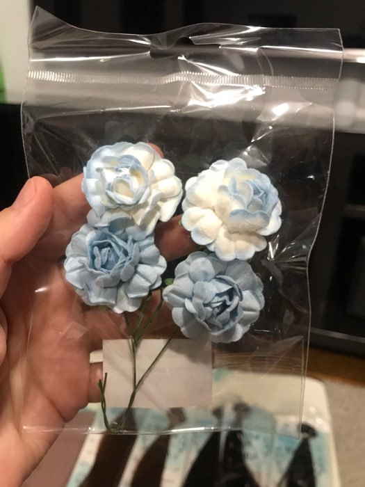 Фотография покупателя товара Цветы розы (набор 2 шт - голубые, 2 шт - сине-белые)  диам - 35 мм - Фото 1