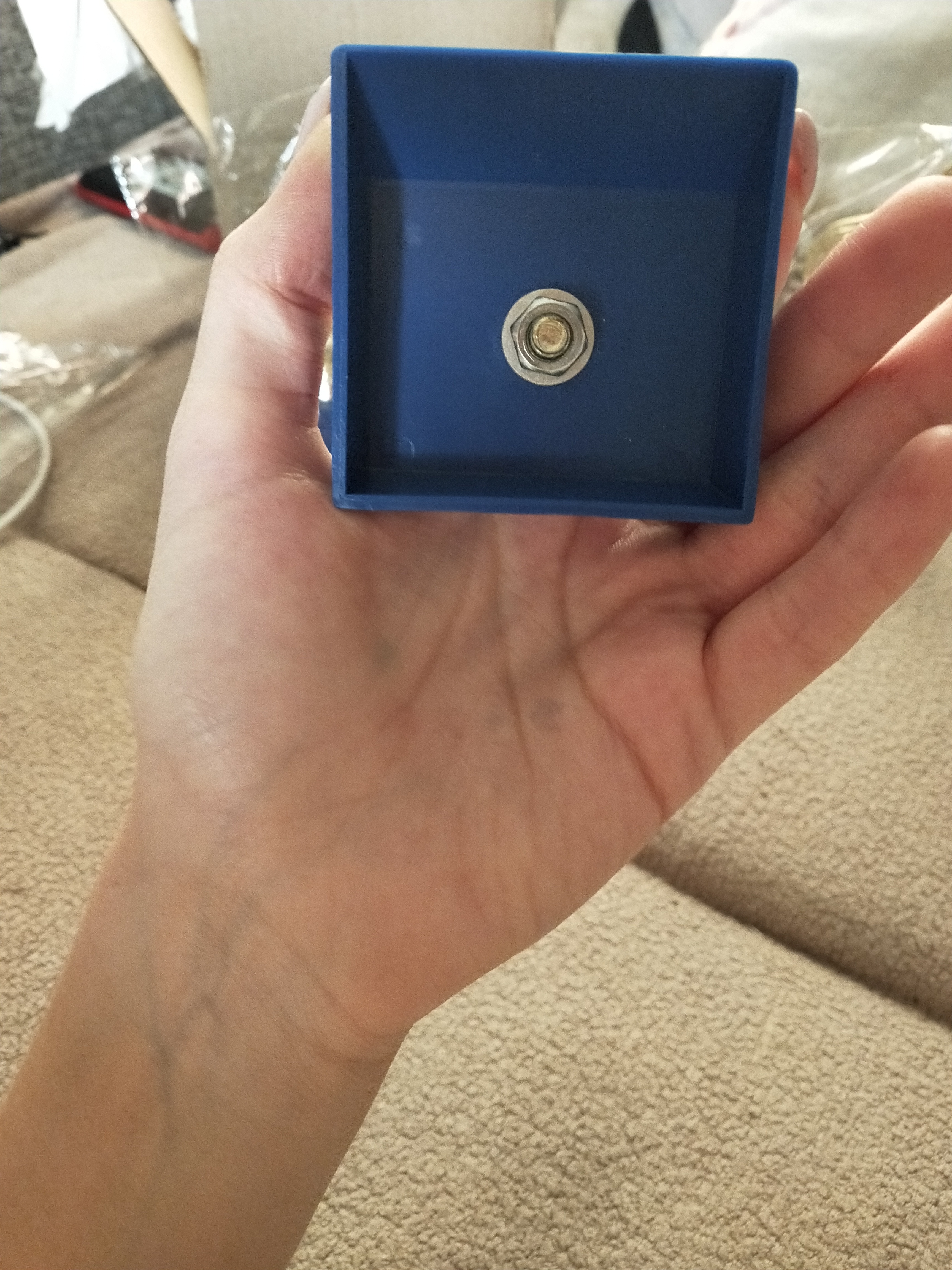 Фотография покупателя товара Кубок «Скрипичный ключ», наградная фигура, подставка пластик синяя, 18 х 6,5 х 6 см