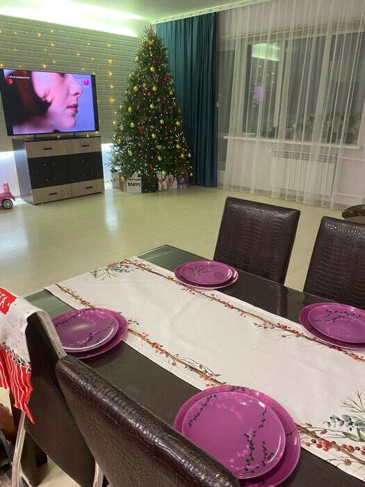 Фотография покупателя товара Дорожка на стол Этель «Пуансетия» 30×70 см, 100% хлопок, саржа 190 г/м², белая - Фото 2