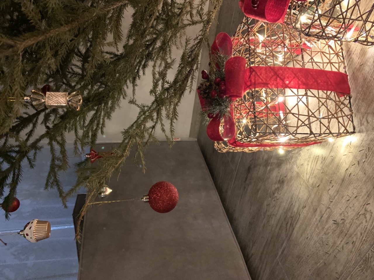 Фотография покупателя товара Светодиодная фигура «Подарки с красной лентой» 15, 20, 25 см, текстиль, металл, 220 В, свечение тёплое белое - Фото 1