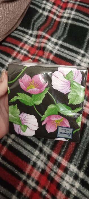 Фотография покупателя товара Салфетки бумажные Bouquet de Luxe "Декоративный цветок", 3 слоя,24x24, 25 листов - Фото 1