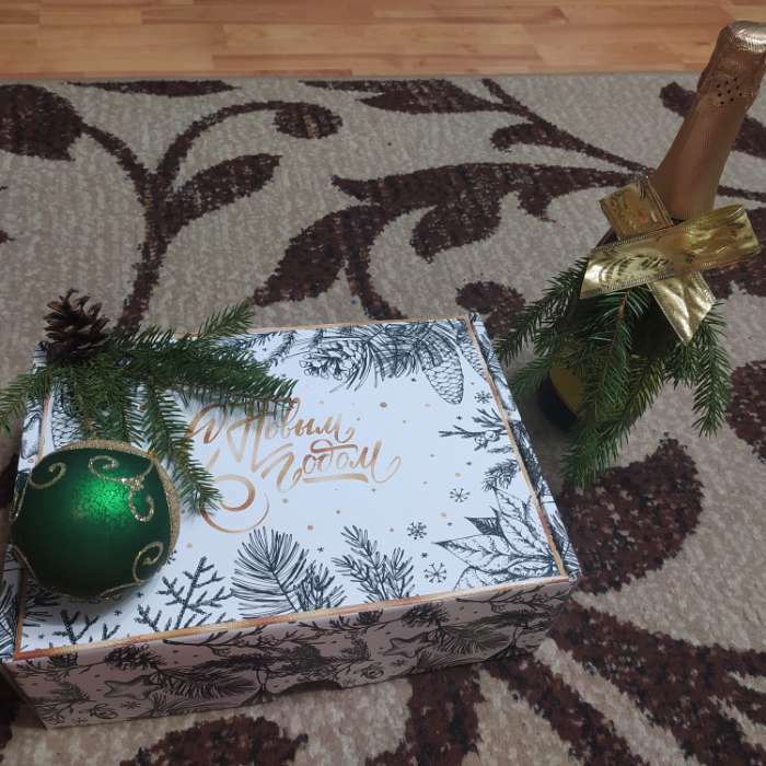 Фотография покупателя товара Складная коробка «Тепла и уюта», 30,7 х 22 х 9,5 см, Новый год
