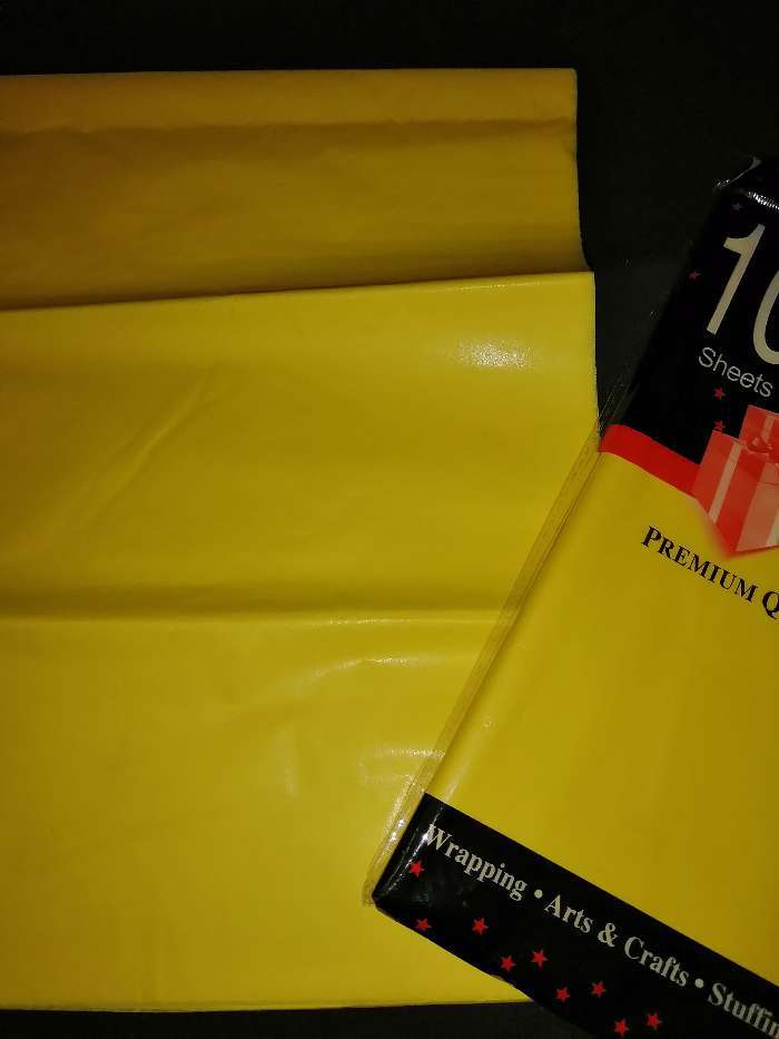 Фотография покупателя товара Бумага упаковочная тишью, желтая, 50 см х 66 см