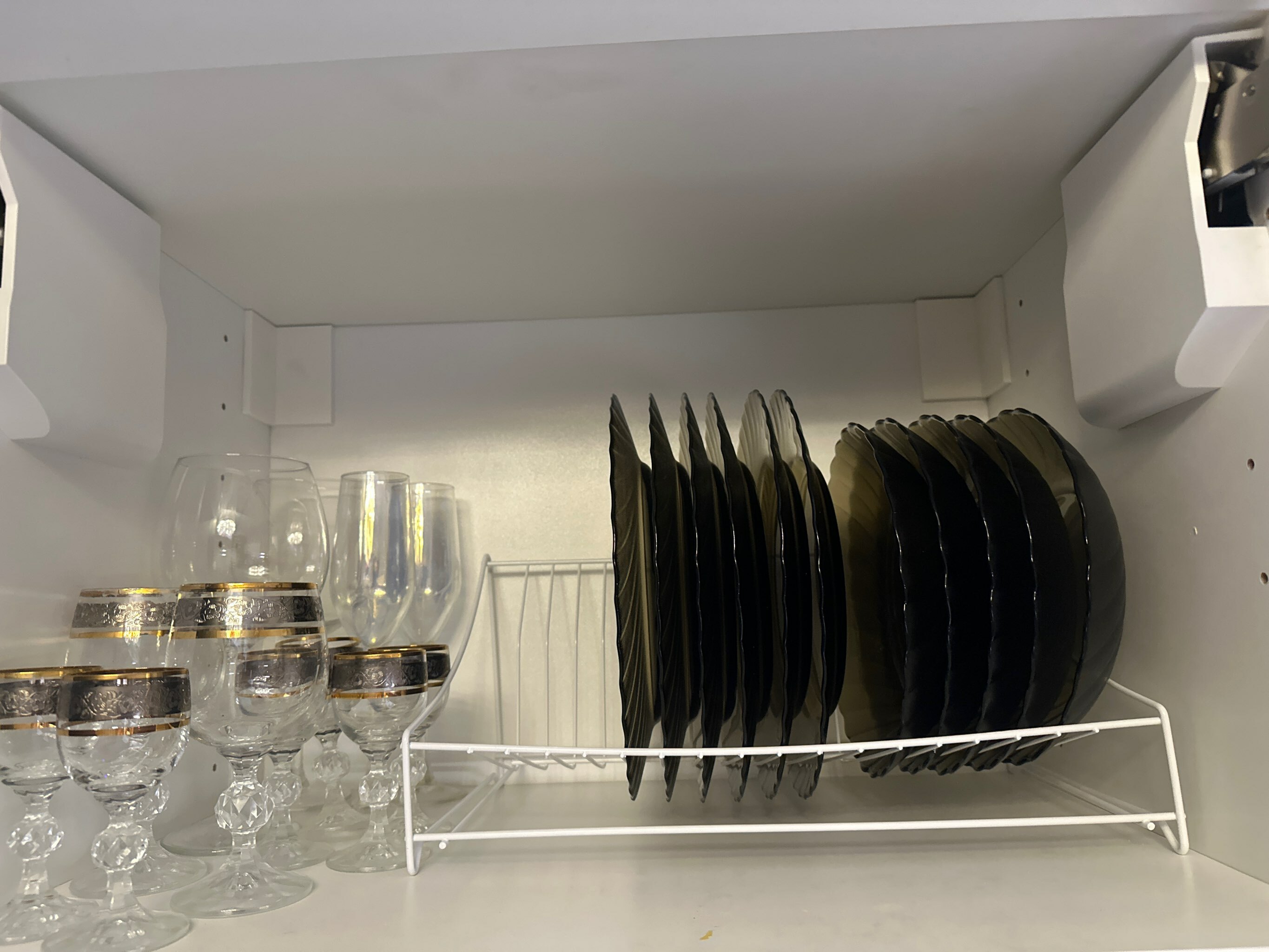 Фотография покупателя товара Сушилка для посуды с поддоном, 38×17,5×23,5 см, цвет белый - Фото 1