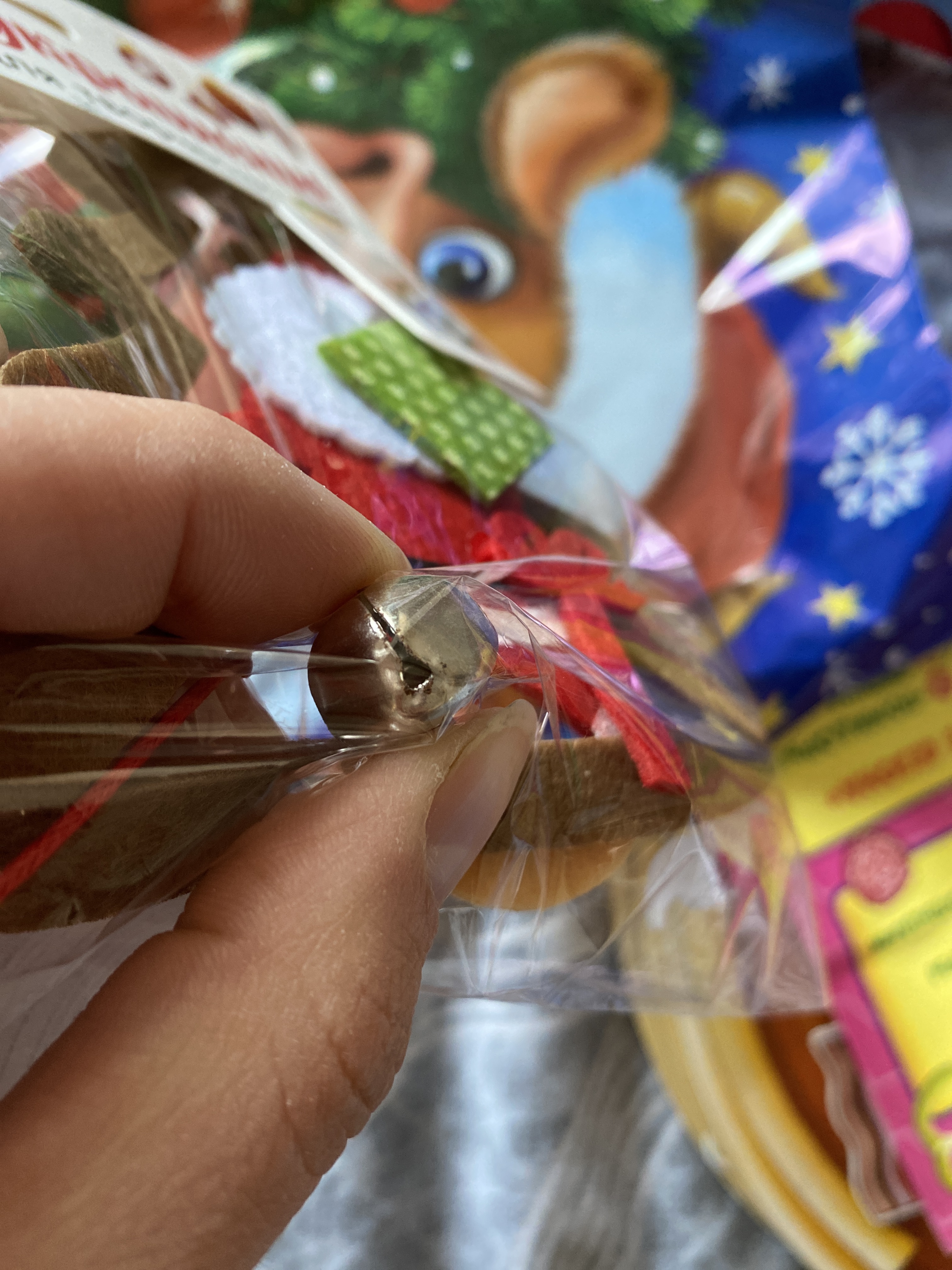 Фотография покупателя товара Набор для создания подвесной ёлочной игрушки из фетра «Дед Мороз и ёлка» - Фото 1