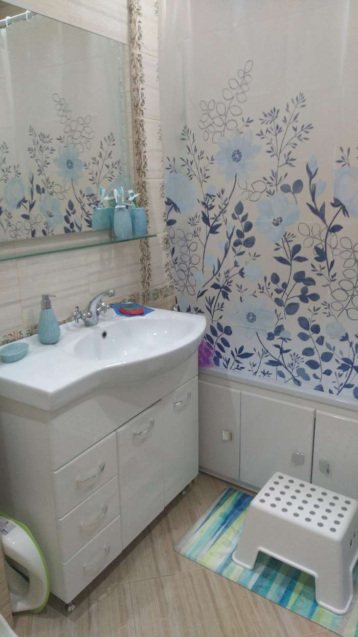 Фотография покупателя товара Набор аксессуаров для ванной комнаты «Река», 4 предмета (дозатор, мыльница, 2 стакана), цвет голубой - Фото 1