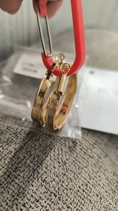 Фотография покупателя товара Серьги-кольца «Карма» крупная линия, цвет золото, d=4 - Фото 1