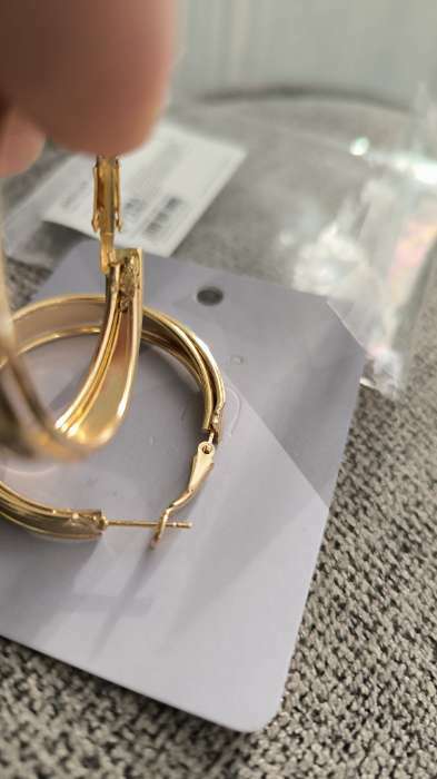 Фотография покупателя товара Серьги-кольца «Карма» крупная линия, цвет золото, d=4 - Фото 4