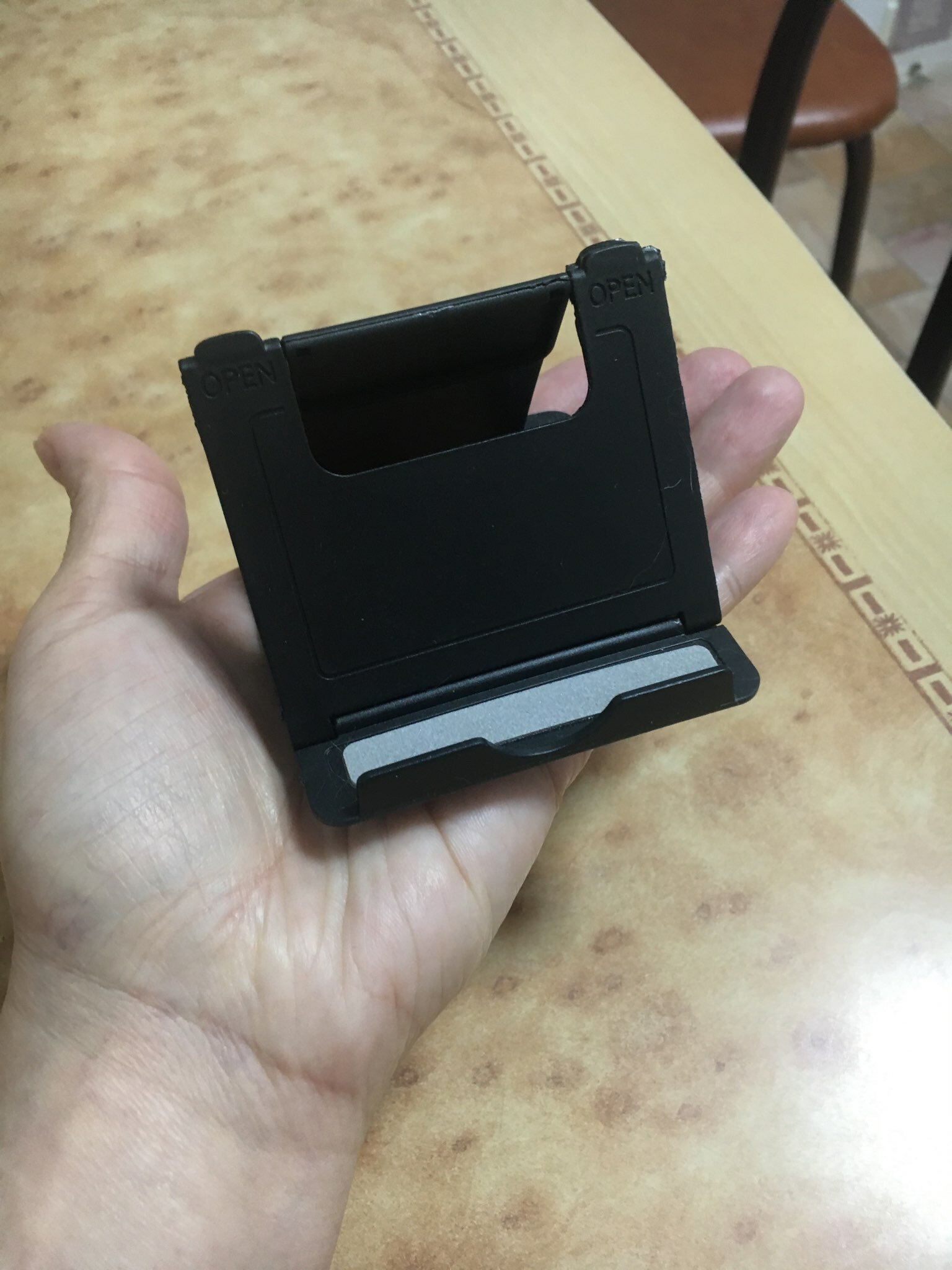 Фотография покупателя товара Подставка для телефона LuazON, складная, регулируемая высота, чёрная - Фото 5