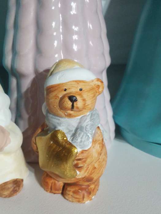 Фотография покупателя товара Сувенир керамика "Мишка со звёздочкой, в колпаке и шарфике" 3х3х6,2 см - Фото 2