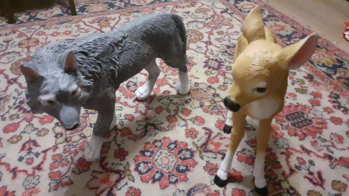 Фотография покупателя товара Садовая фигура из полистоуна «Волк», 58×21×43 см - Фото 1