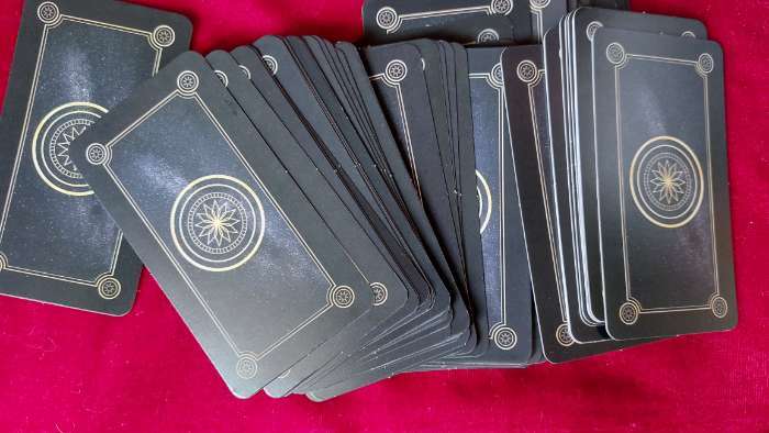 Фотография покупателя товара Таро «Магия чувств», 78 карт (6×11 см), 16+ - Фото 6