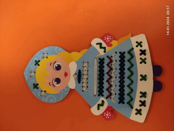 Фотография покупателя товара Новый год,вышивка пряжей «Снегурочка» на картоне с пластиковой иглой - Фото 1