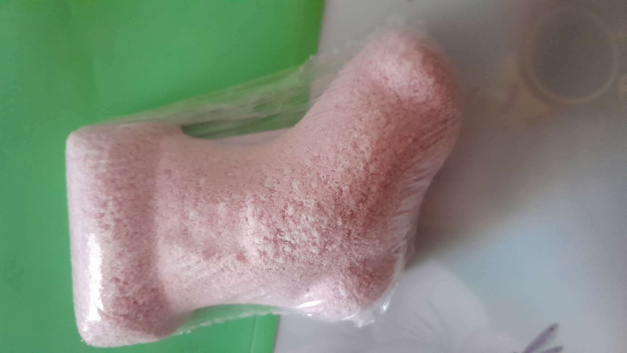 Фотография покупателя товара Бомбочка для ванны «Человечек», 100 г, аромат цитруса, Чистое счастье - Фото 1