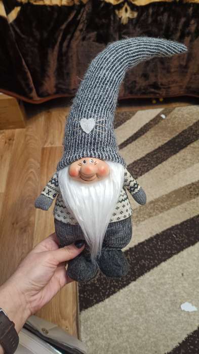 Фотография покупателя товара Интерьерная кукла текстильная «Дед Мороз в длинном сером колпаке с сердечком», 48 см - Фото 2