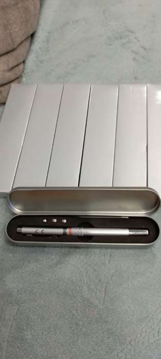 Фотография покупателя товара Лазерная указка, выдвижная, 3 в 1: 670 нм, от батареек 3×LR44, красный луч, 15×1 см - Фото 2