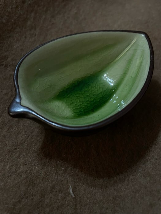 Фотография покупателя товара Соусник керамический «Таллула», 8,7×6,5×3,2 см, цвет зелёный - Фото 2