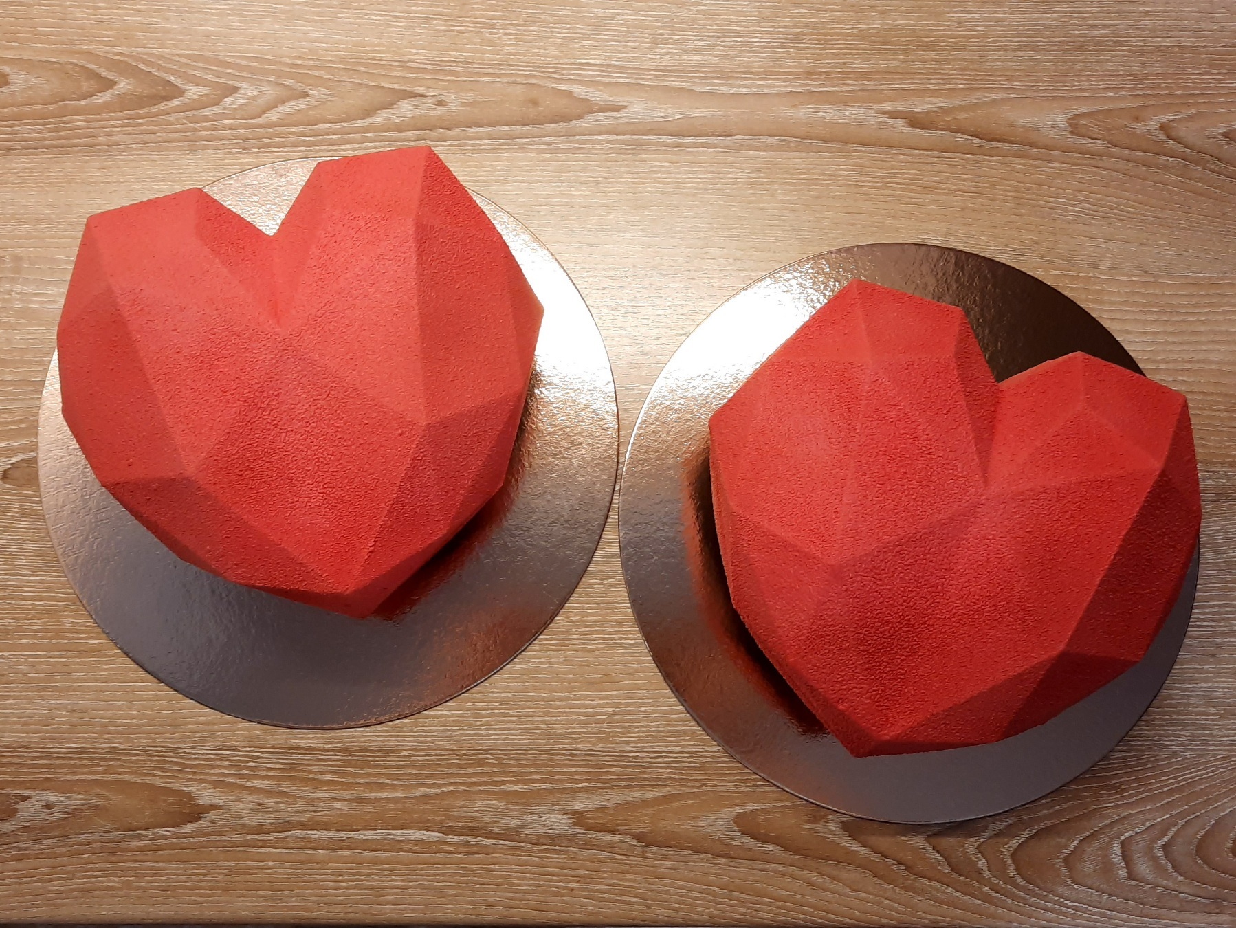 Фотография покупателя товара Форма для муссовых десертов и выпечки Доляна «Геометрия любви», 21,5×20 см, цвет белый