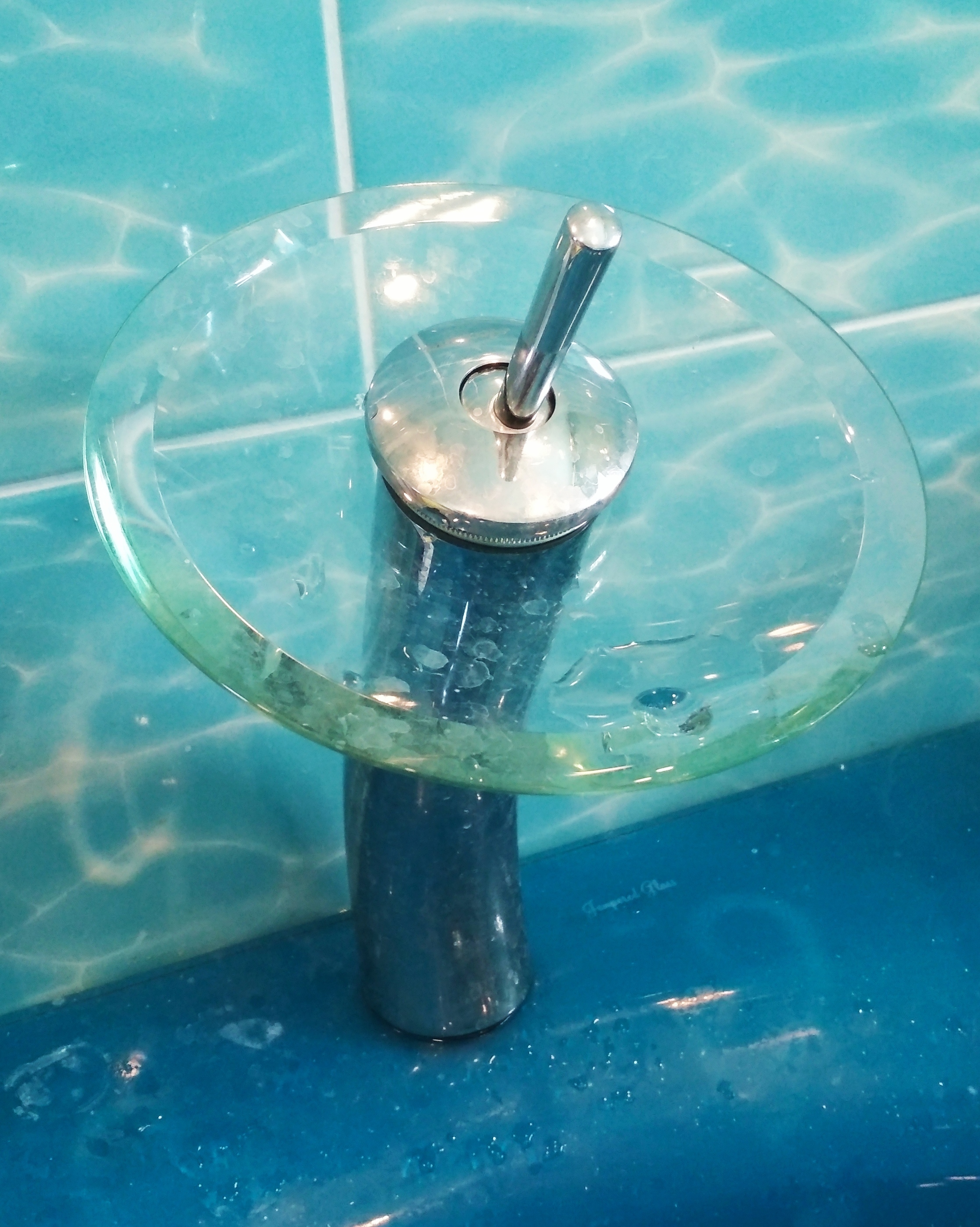 Фотография покупателя товара Смеситель для раковины Accoona A9190, однорычажный, водопад, стекло, хром